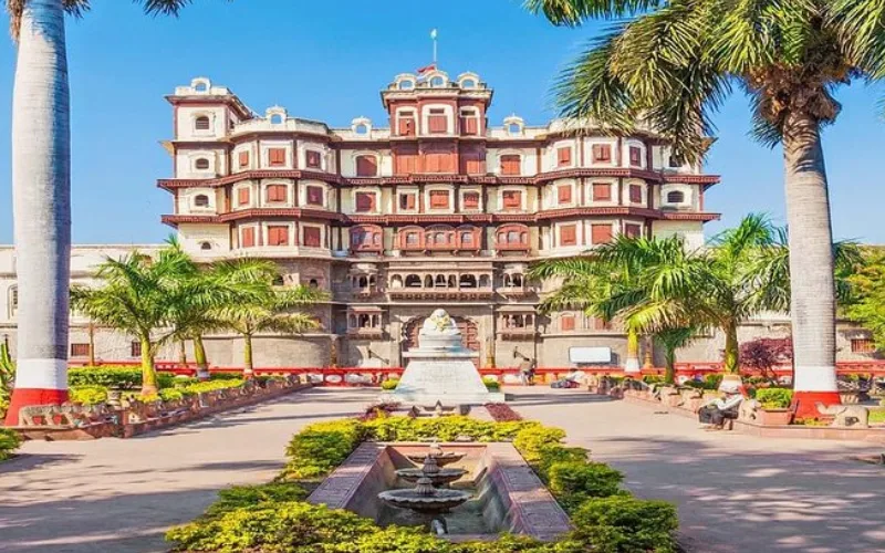 Indore City Tour Taxi